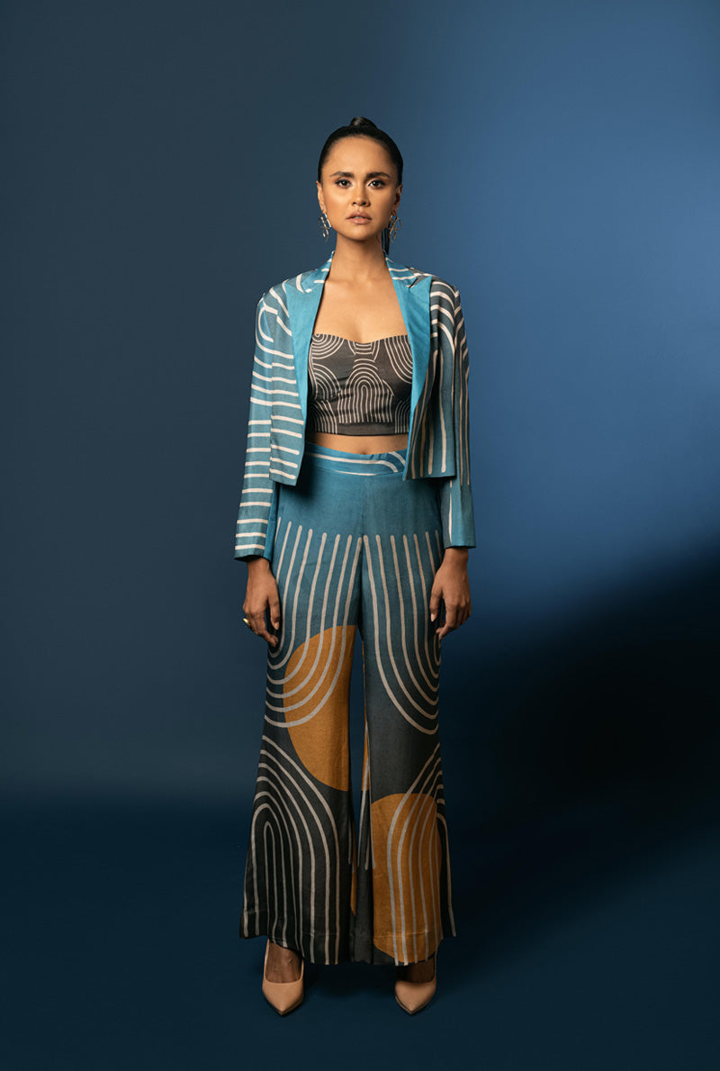 Cropped Jacket With Bustier And Bell Pants - CEO - Nautanky